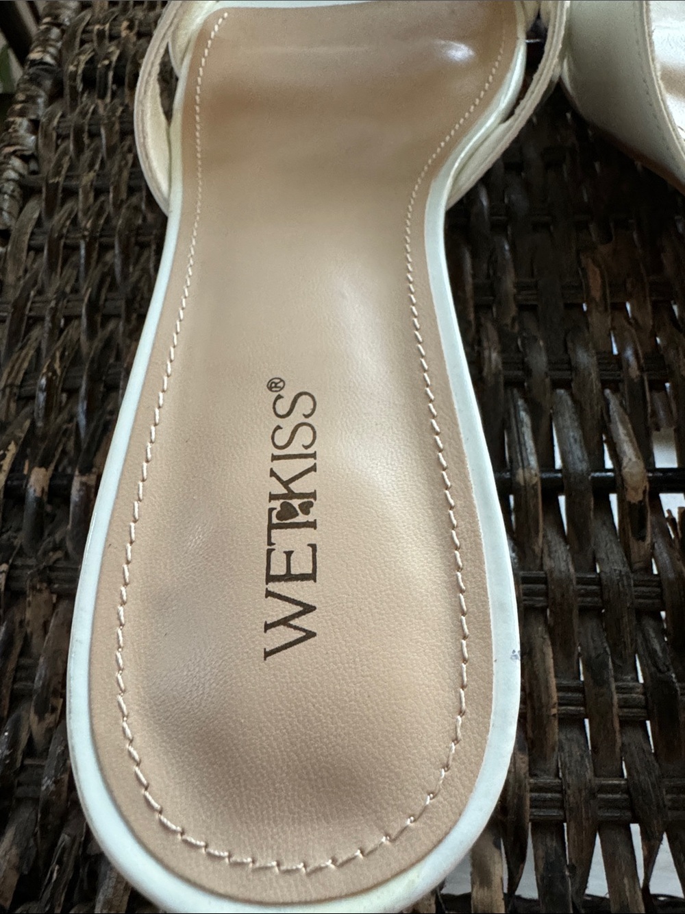 WETKISS kitten heel mules‎ off white crossstrap slip on women’s size 10 - Picture 6 of 8